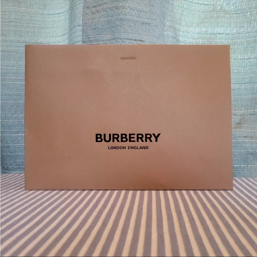 Burberry - Medium Long Strap Handle Gift Bag- New